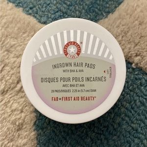 First Aid Beauty Ingrown Hair Pads